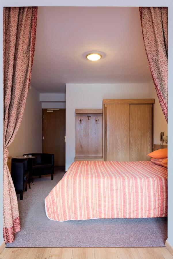 Hotel Sonne Sole Vigo di Fassa Eksteriør billede