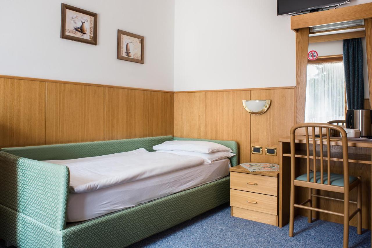Hotel Sonne Sole Vigo di Fassa Eksteriør billede