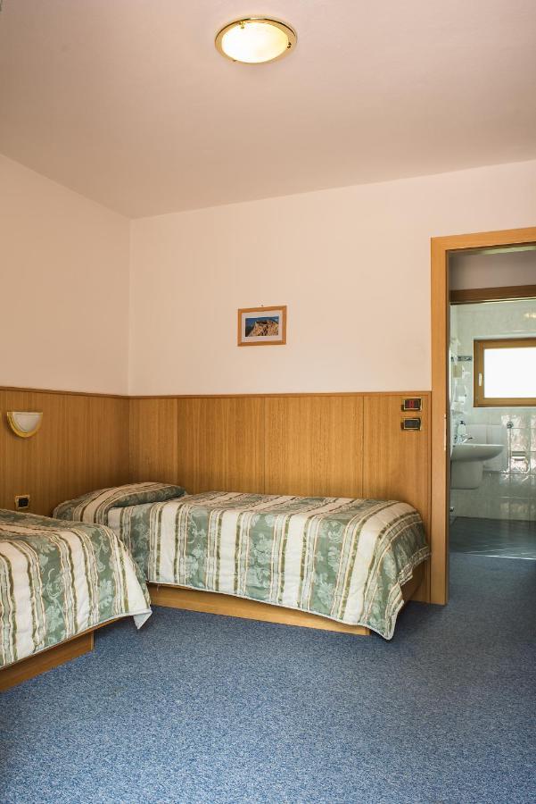 Hotel Sonne Sole Vigo di Fassa Eksteriør billede